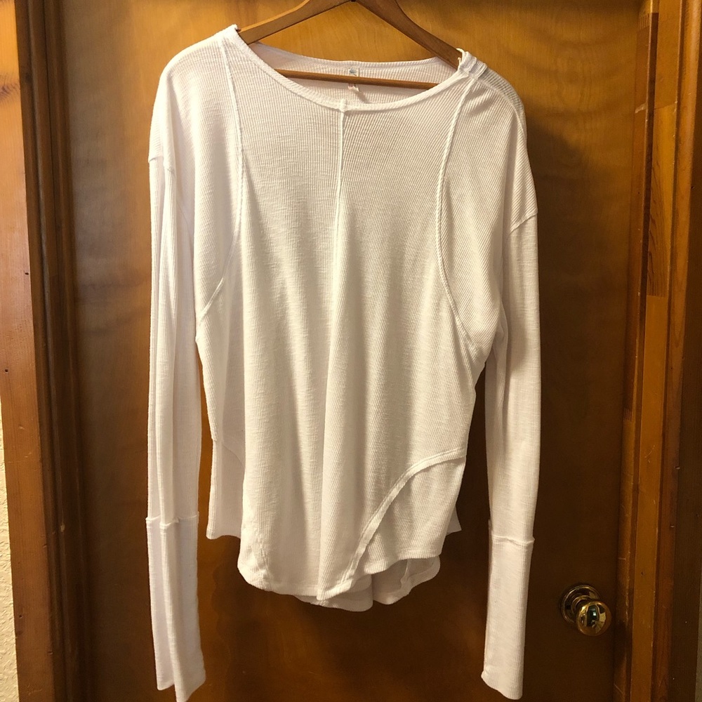 Free people movement long sleep active top